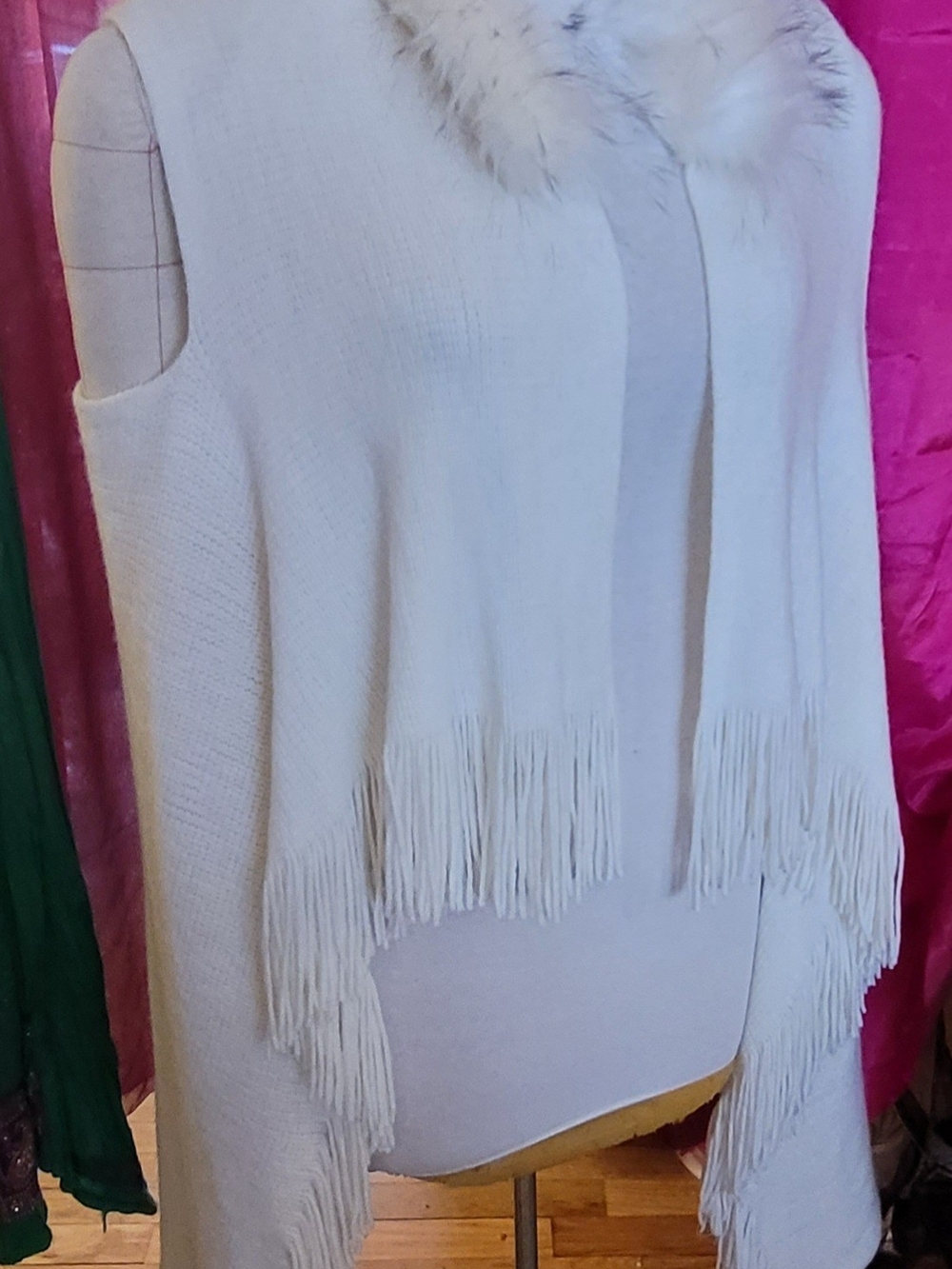 Kensie Ivory Fringe Knit Sleeveless Poncho with Faux Fur Trim